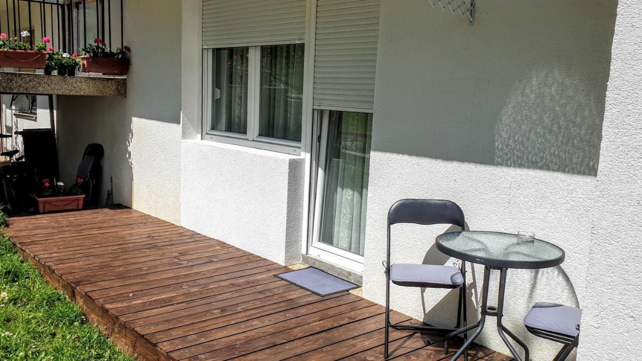 Apartment Near The Lakes Plitvicka Jezera Exterior photo